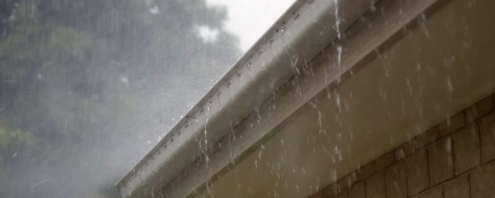 How Much to Replace Gutters on a House